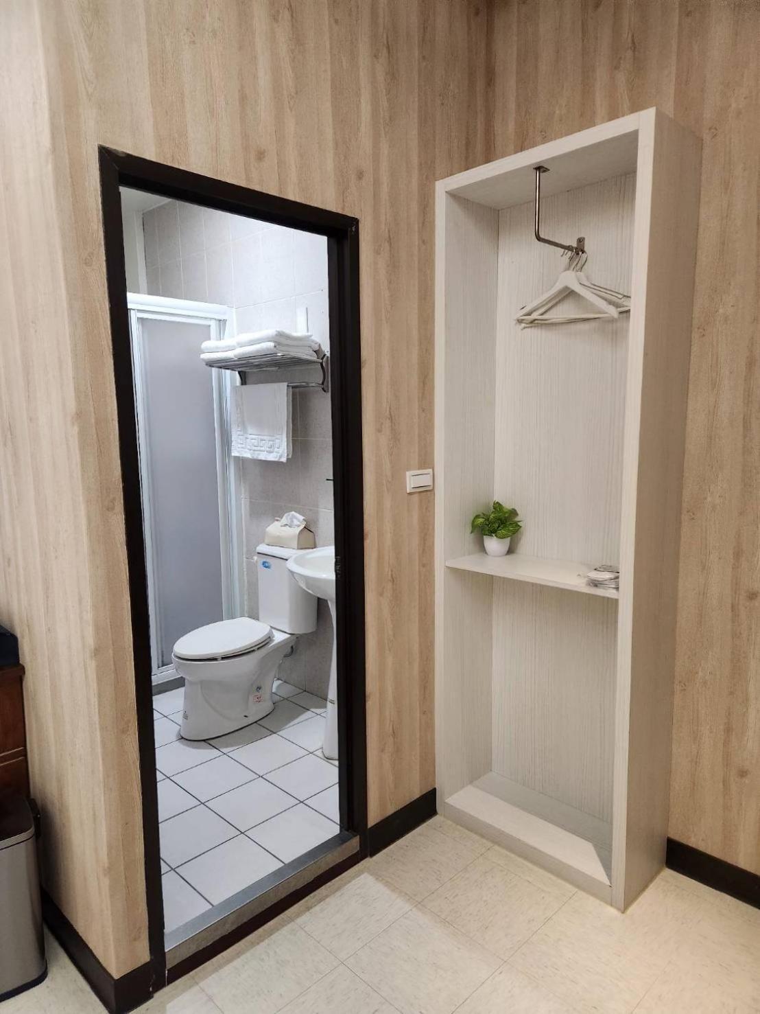 Jia-Jia Business Hotel Лодун Экстерьер фото